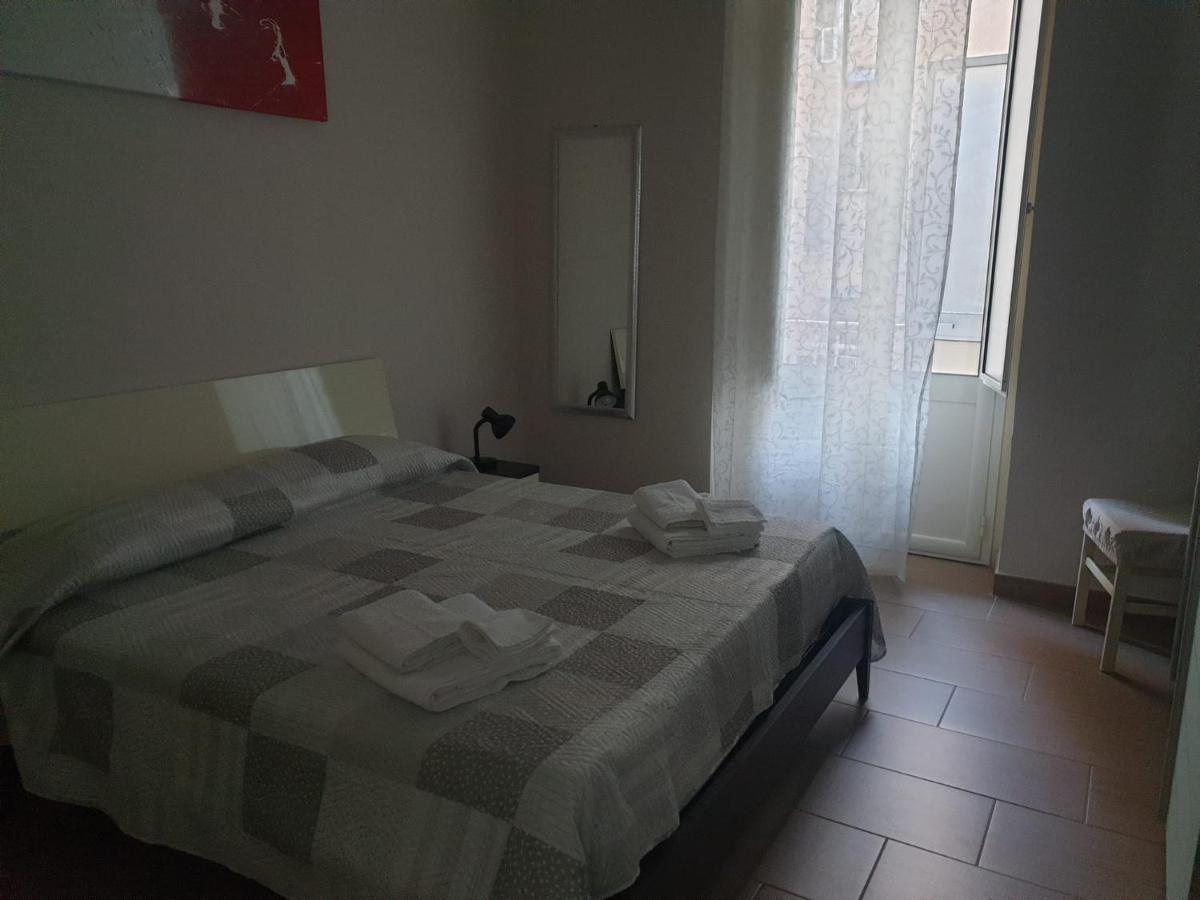 Ferienwohnung A Casa Tua Palermo Exterior foto
